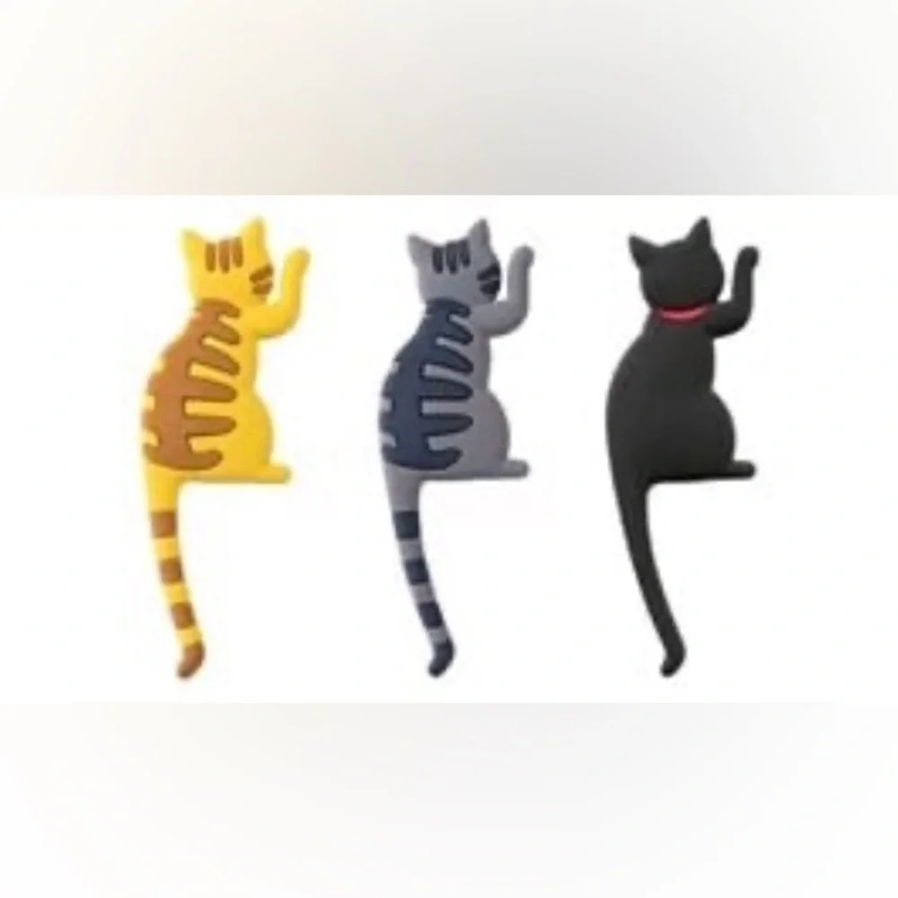 Cat Tail Wall Hooks - Yellow, Gray, Black